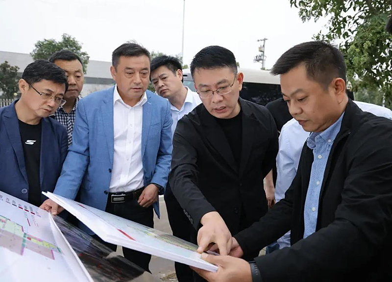 杨松涛在宿徐现代产业园区埇桥园主持召开座谈会