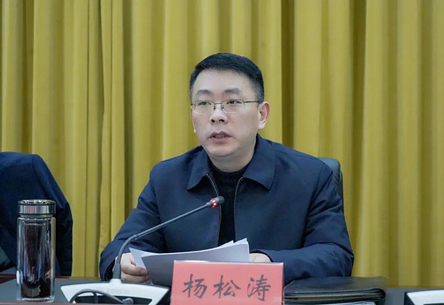 朱卫东主持召开全区改进工作作风为民办实事为企优环境暨区委农村工作